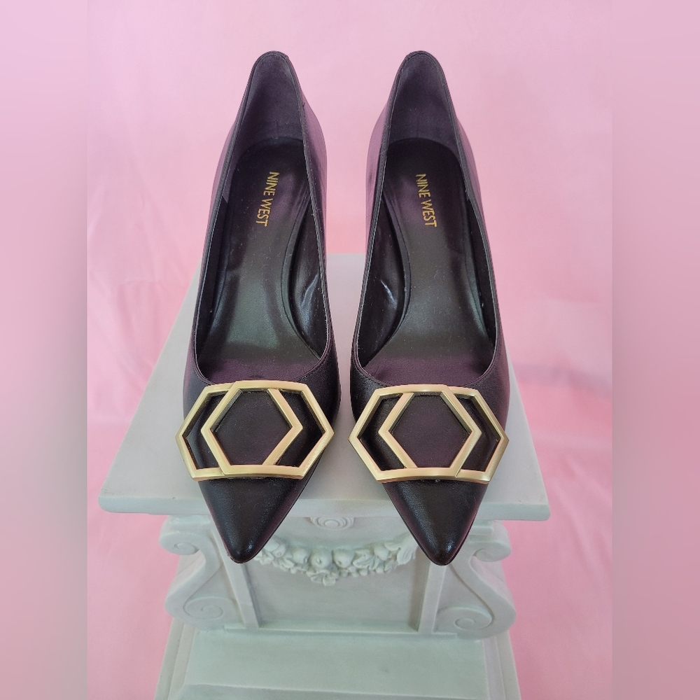 Nine West Chocolate Brown and Gold Heels with Geometric Gold Design- Sz 8